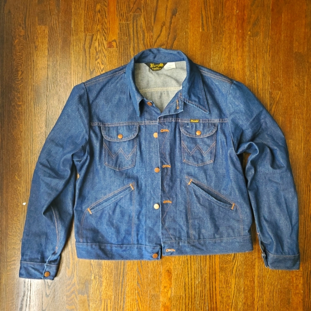 Vintage Wrangler denim jacket SZ 46